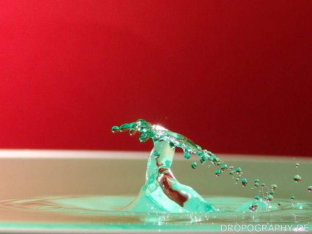 Dropography Wassertropfen-Hochgeschwindigkeitsfoto