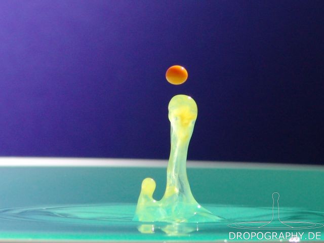 Dropography Wassertropfen-Hochgeschwindigkeitsfoto