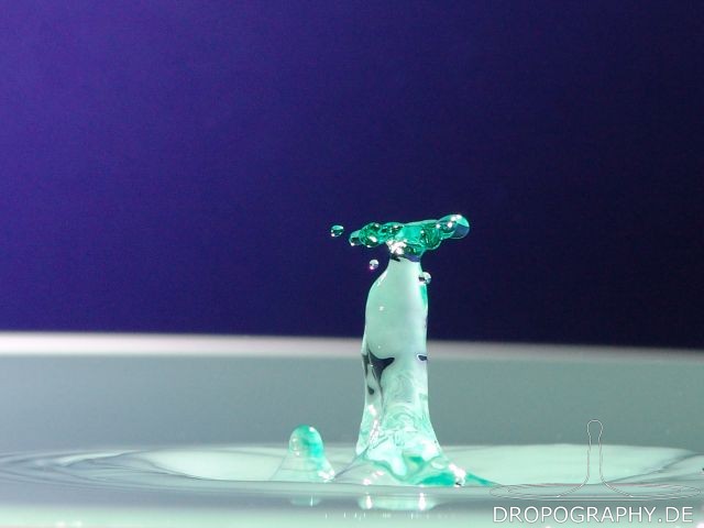 Dropography Wassertropfen-Hochgeschwindigkeitsfoto